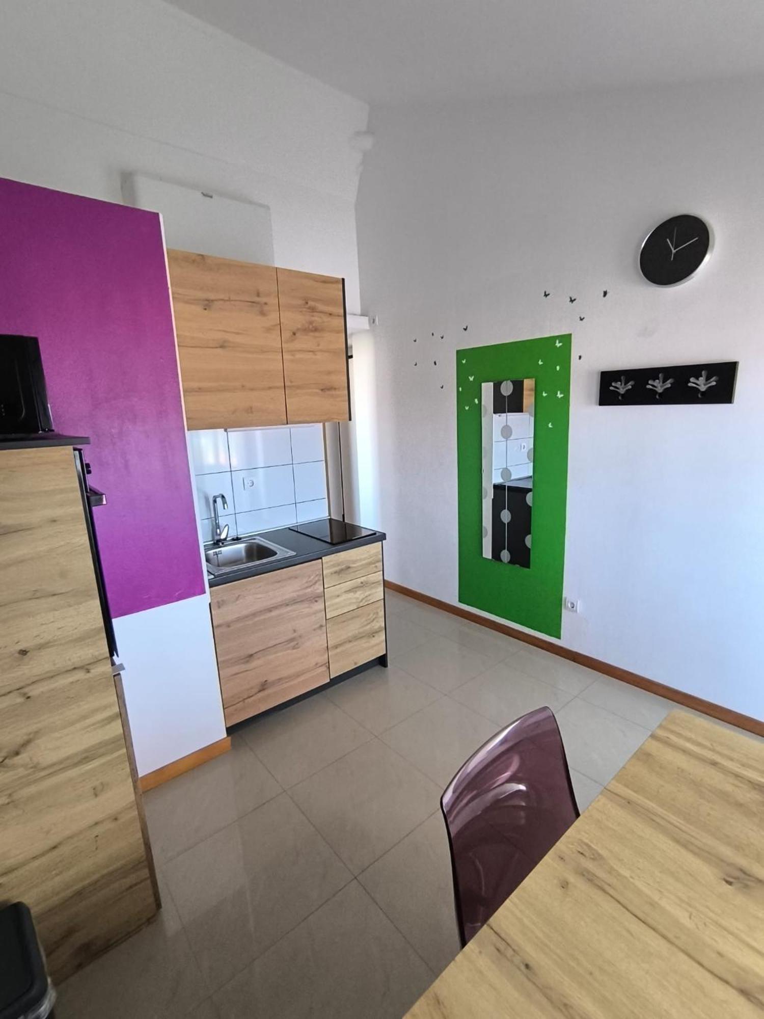 Apartments Pongrac Cres Luaran gambar