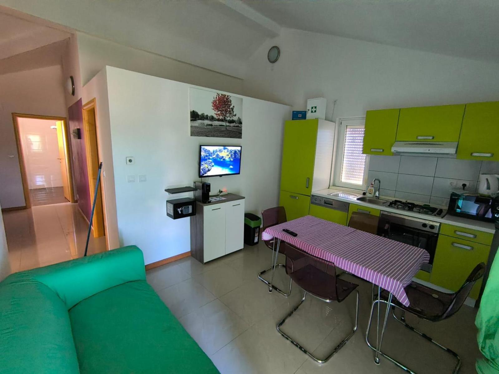 Apartments Pongrac Cres Luaran gambar