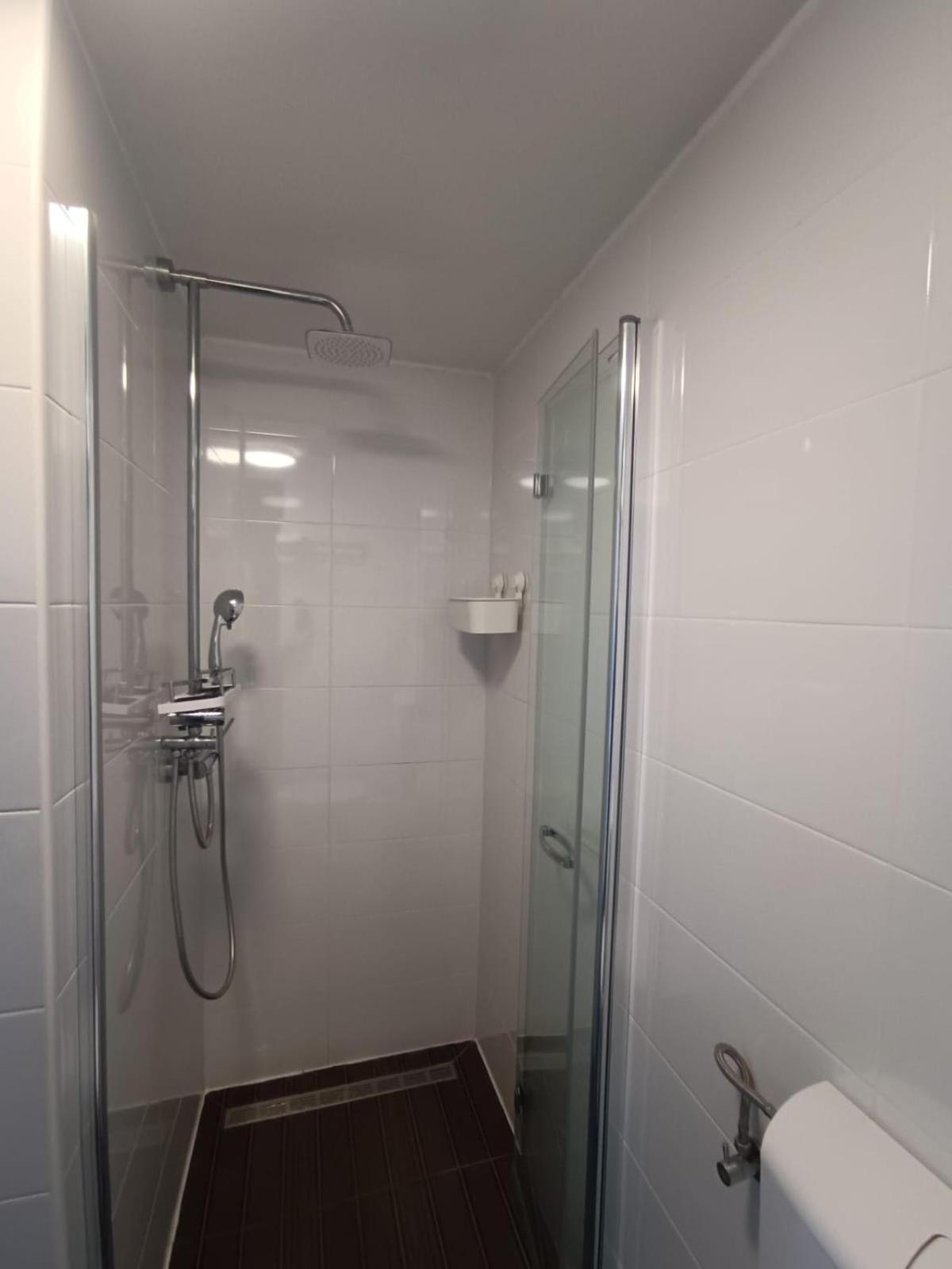 Apartments Pongrac Cres Luaran gambar